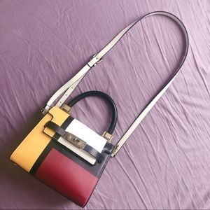 Lynn crossbody purse.